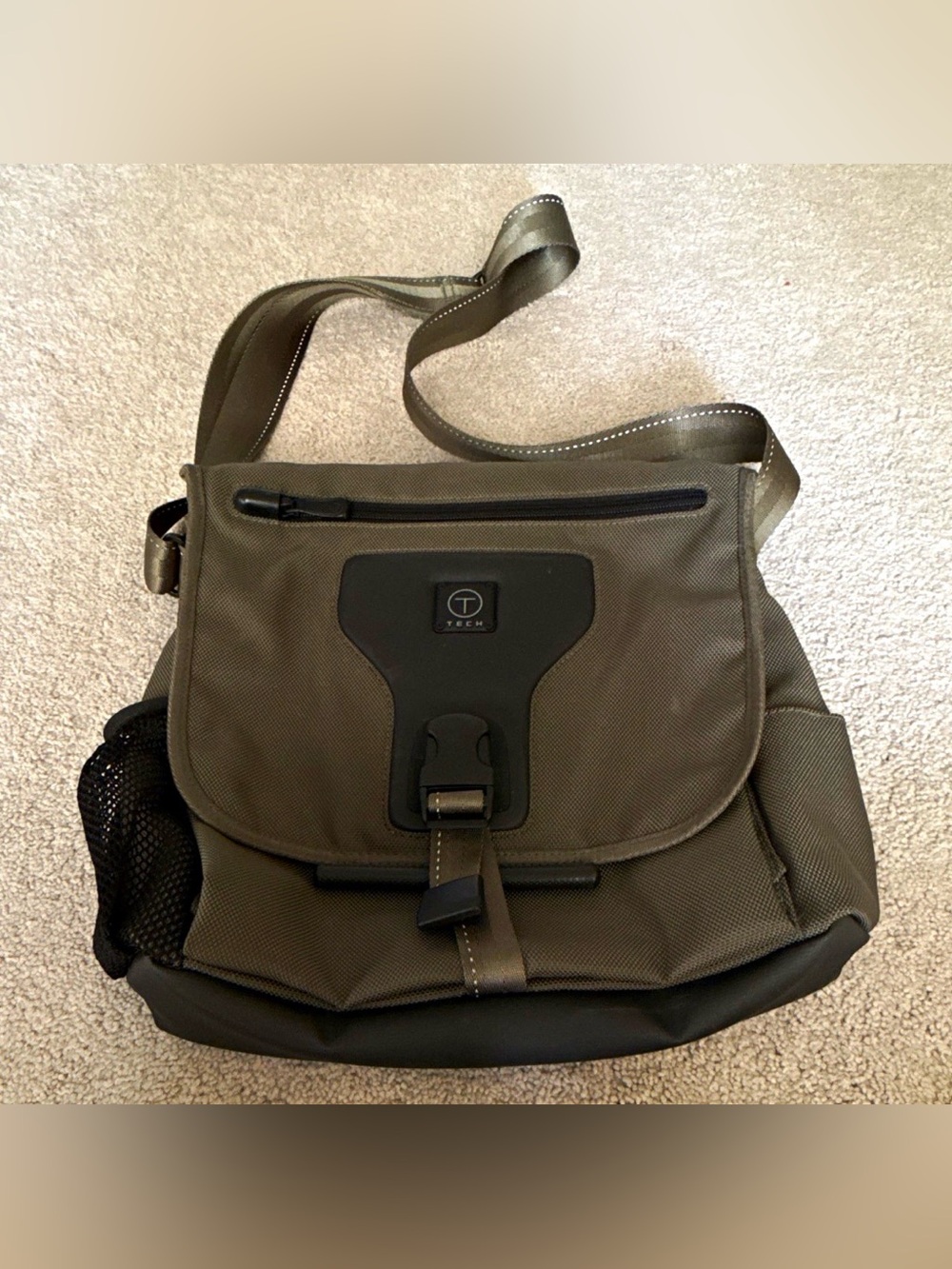 Tumi T-Tech Messenger Bag